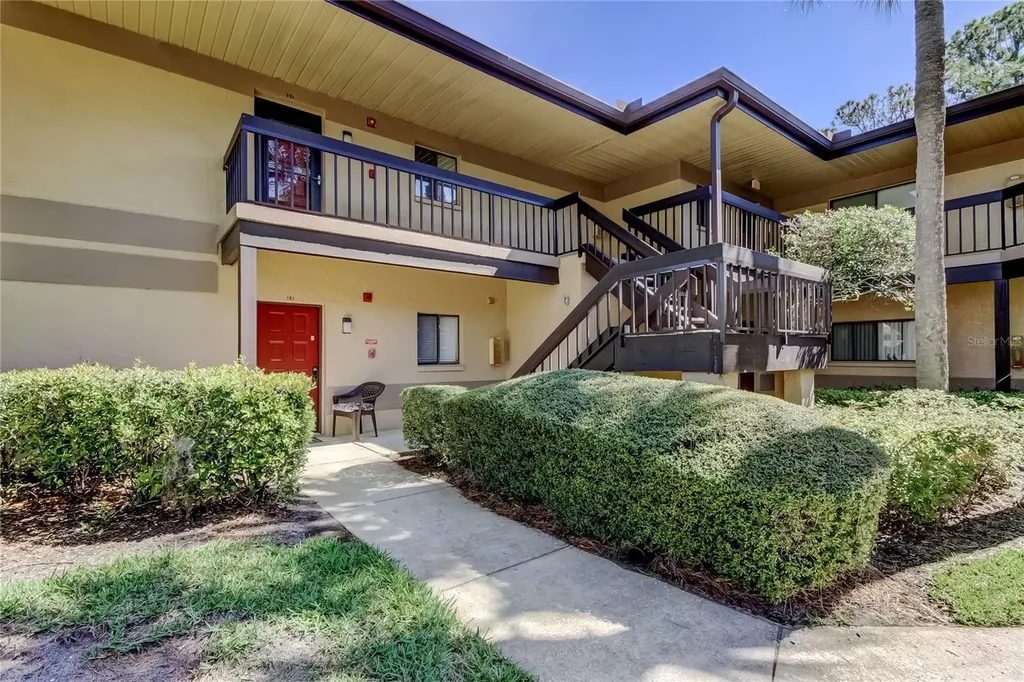 2673 Sabal Springs Circle Clearwater FL 33761
