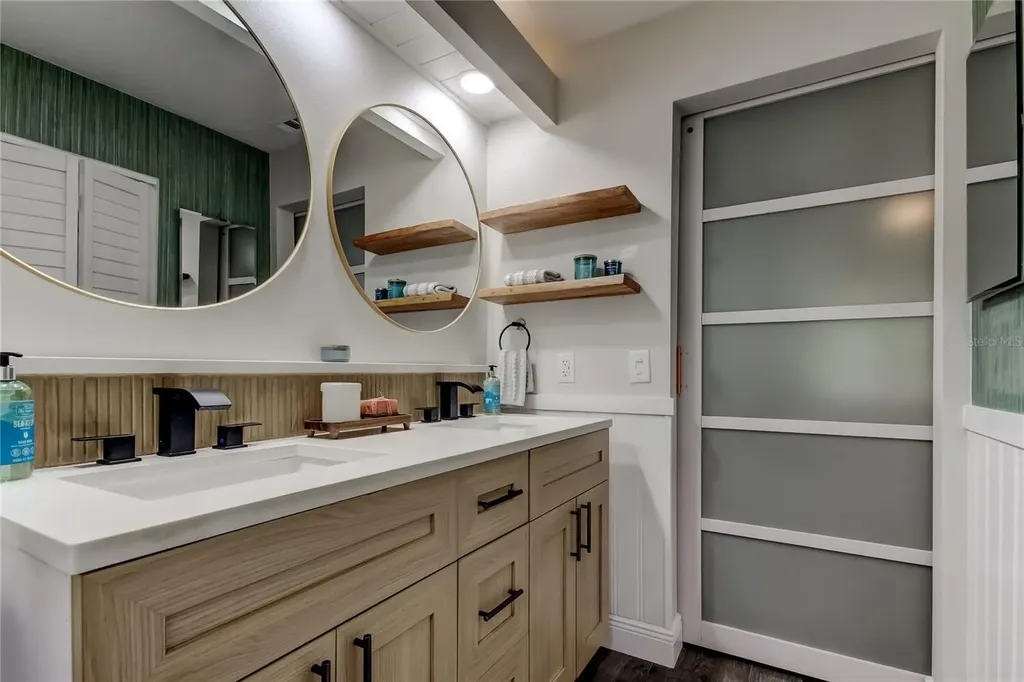 2673 Sabal Springs Circle Clearwater FL 33761