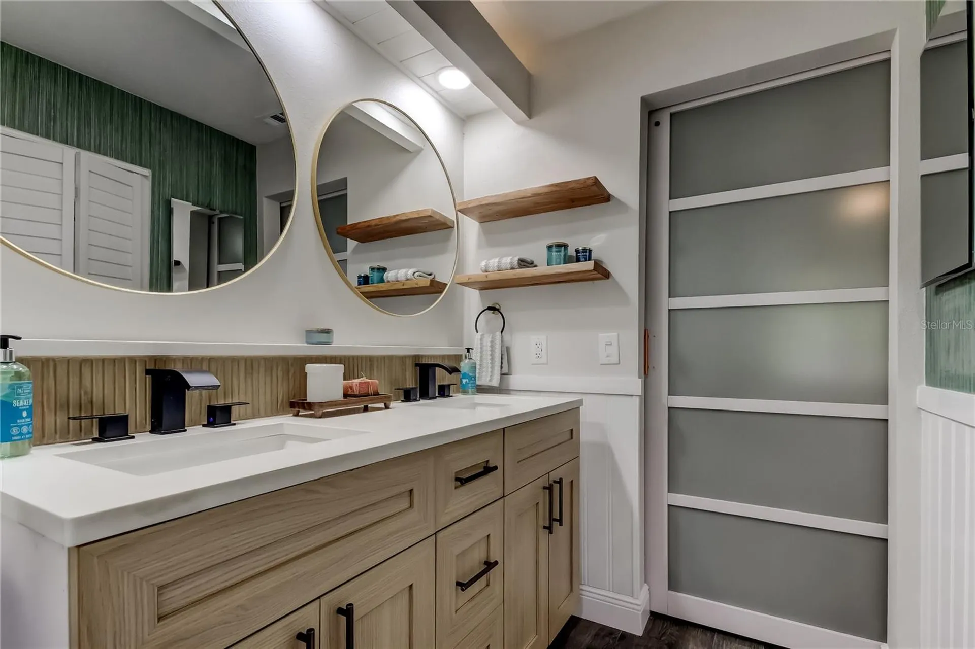 2673 Sabal Springs Circle Clearwater FL 33761