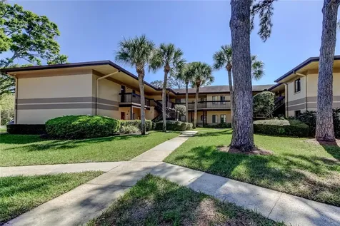 2673 Sabal Springs Circle Clearwater FL 33761