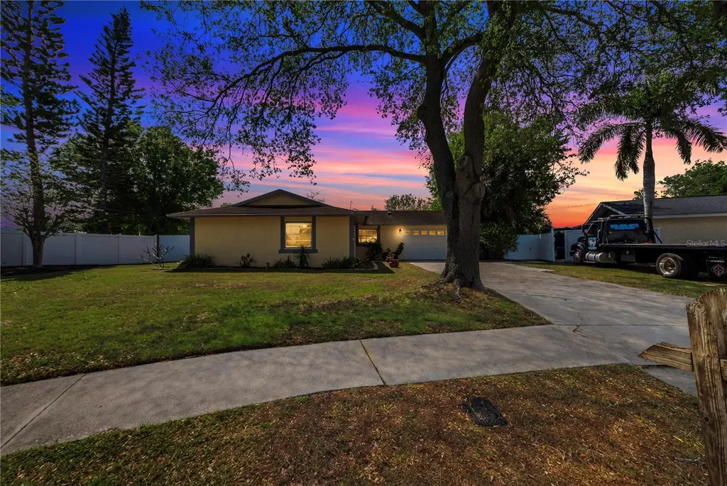 10320 Out Island Drive Tampa FL 33615