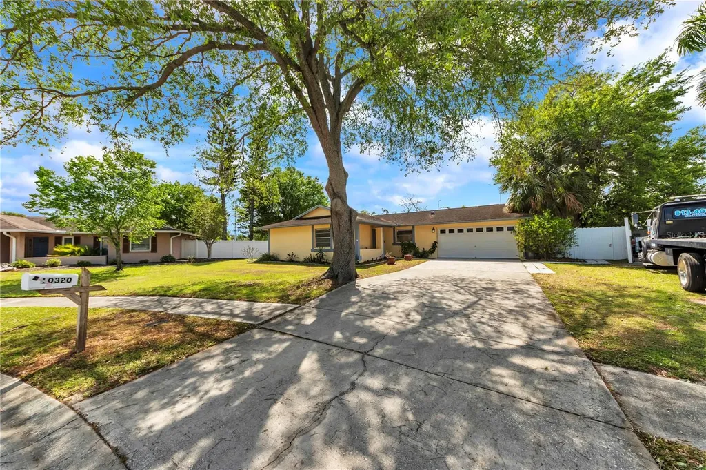 10320 Out Island Drive Tampa FL 33615