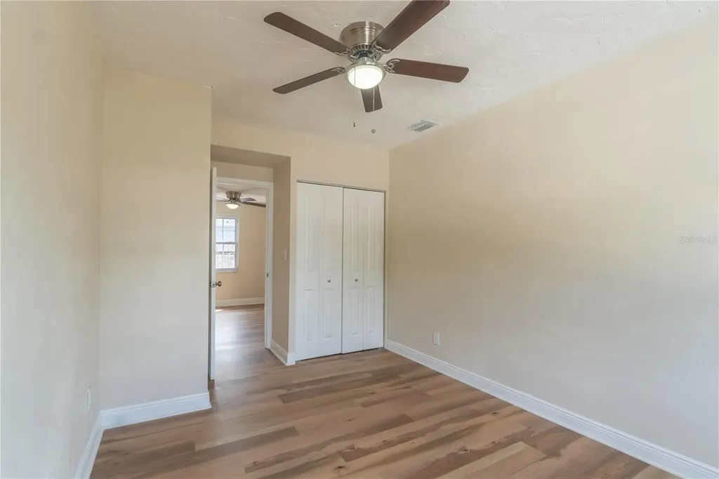 4763 21st Avenue N St Petersburg FL 33713