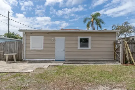4763 21st Avenue N St Petersburg FL 33713