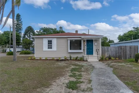 4763 21st Avenue N St Petersburg FL 33713