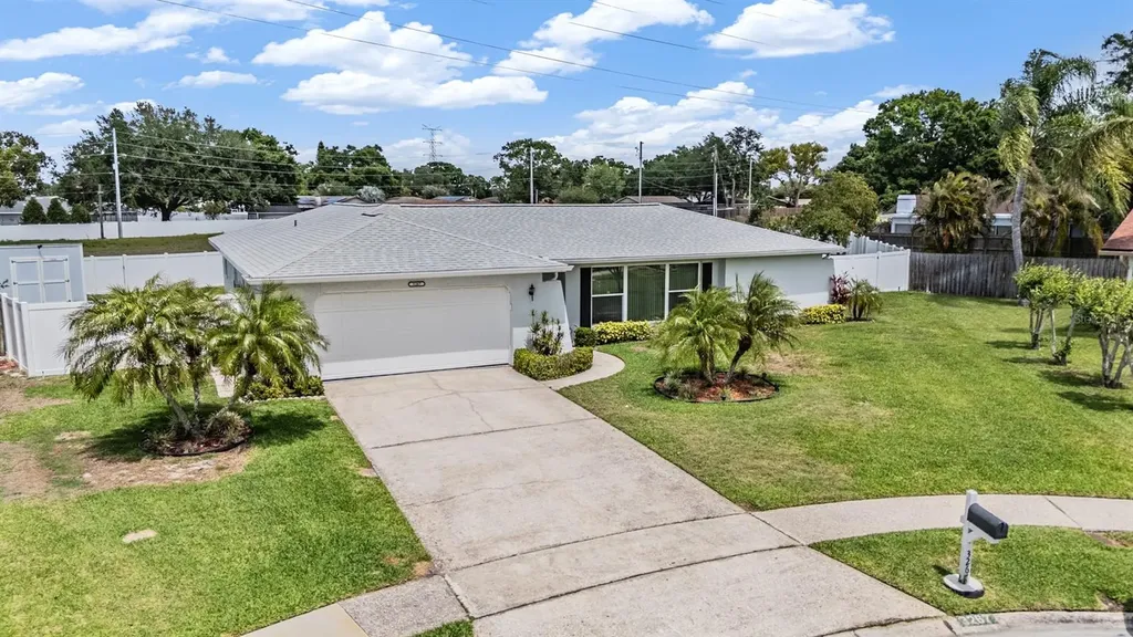 3267 Springwood Drive Clearwater FL 33761