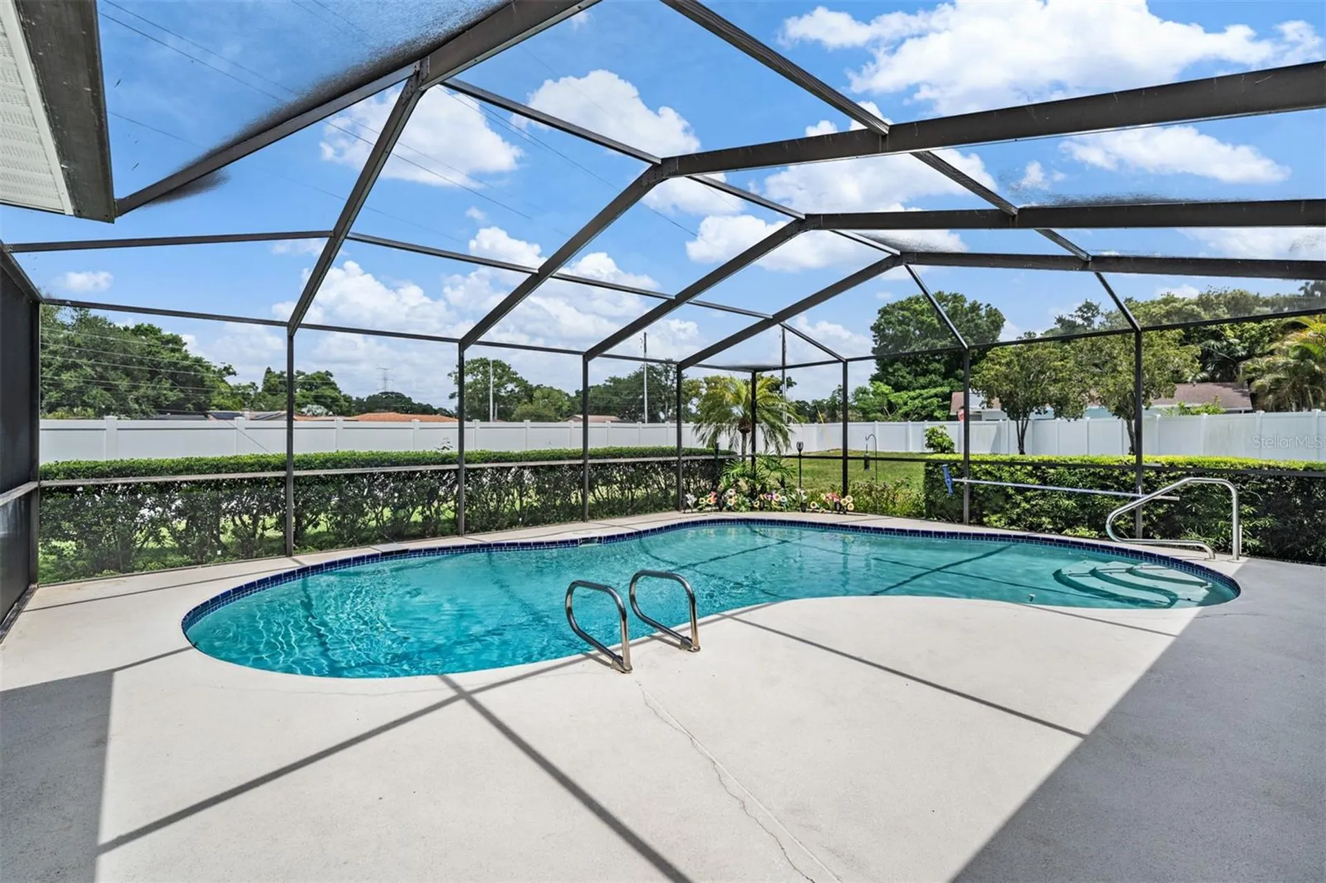 3267 Springwood Drive Clearwater FL 33761