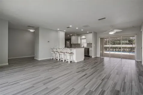 3267 Springwood Drive Clearwater FL 33761
