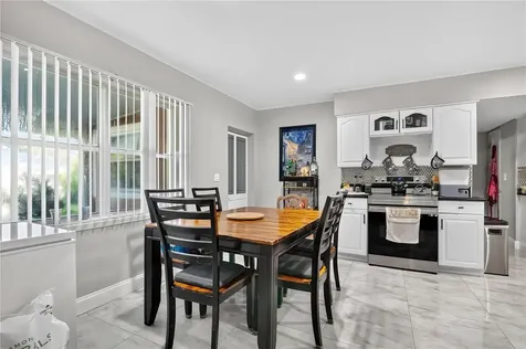 9727 Bear Lake Road Apopka FL 32703
