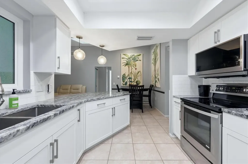 5599 Wilde Oak Way Sarasota FL 34232