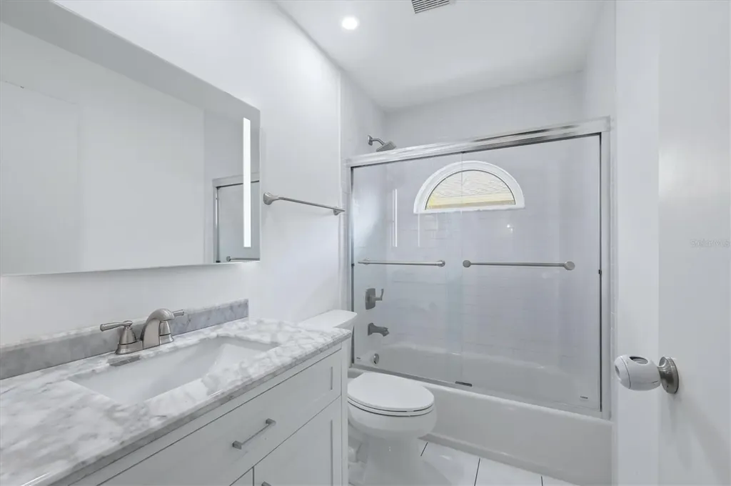5599 Wilde Oak Way Sarasota FL 34232