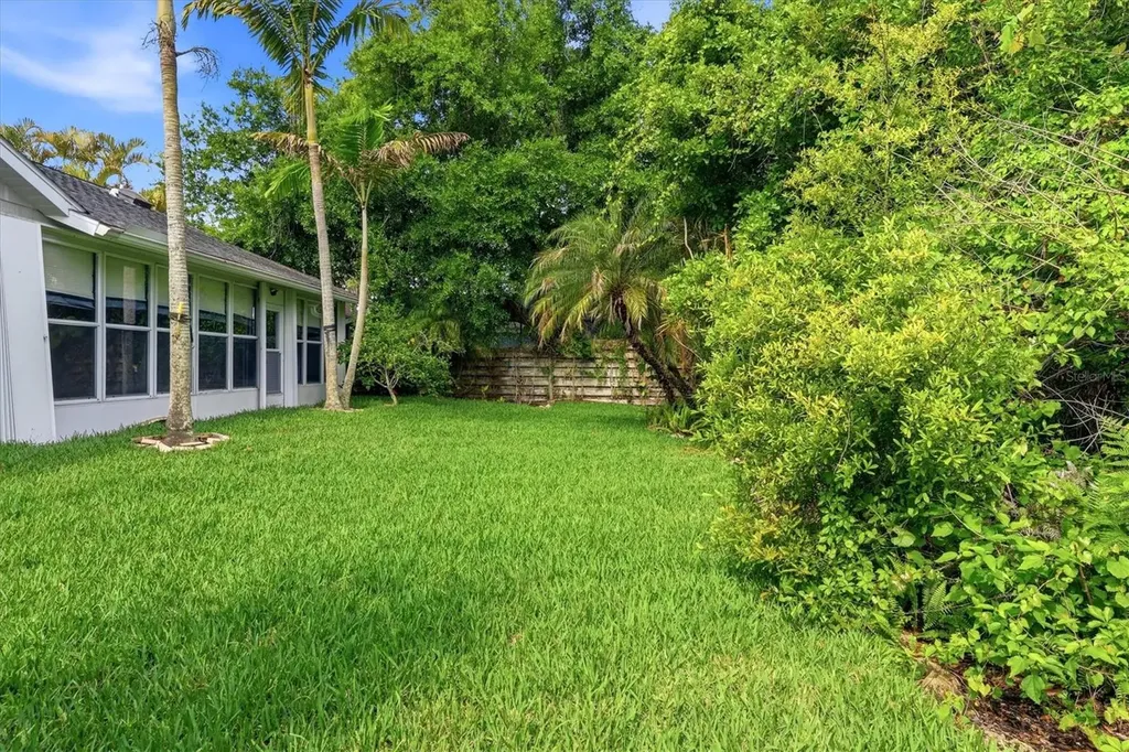 5599 Wilde Oak Way Sarasota FL 34232