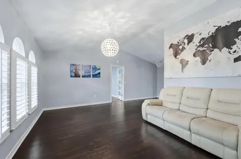 5599 Wilde Oak Way Sarasota FL 34232