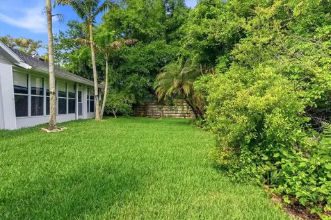 5599 Wilde Oak Way Sarasota FL 34232