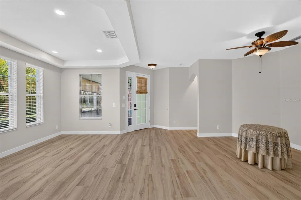 5508 Golden Isles Drive Apollo Beach FL 33572