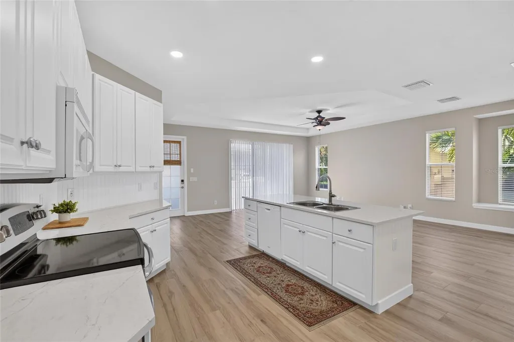 5508 Golden Isles Drive Apollo Beach FL 33572