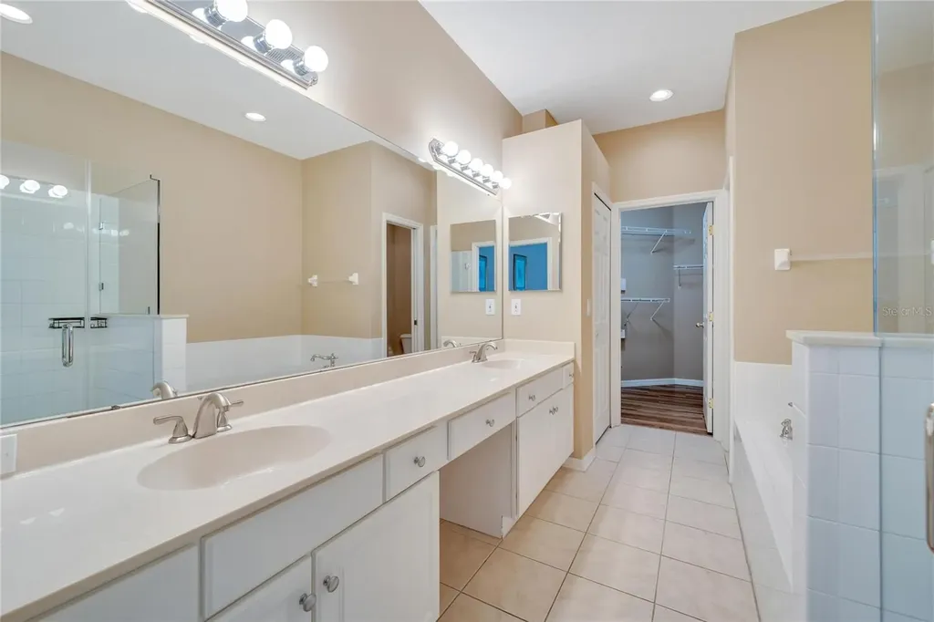 5508 Golden Isles Drive Apollo Beach FL 33572