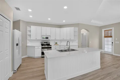 5508 Golden Isles Drive Apollo Beach FL 33572