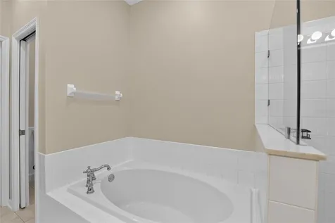 5508 Golden Isles Drive Apollo Beach FL 33572