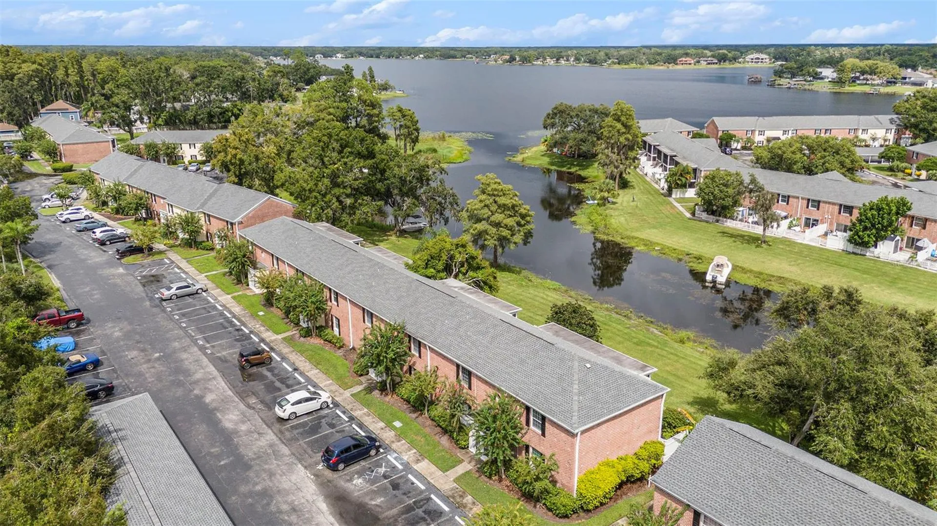 13725 Juniper Blossom Drive Tampa FL 33618
