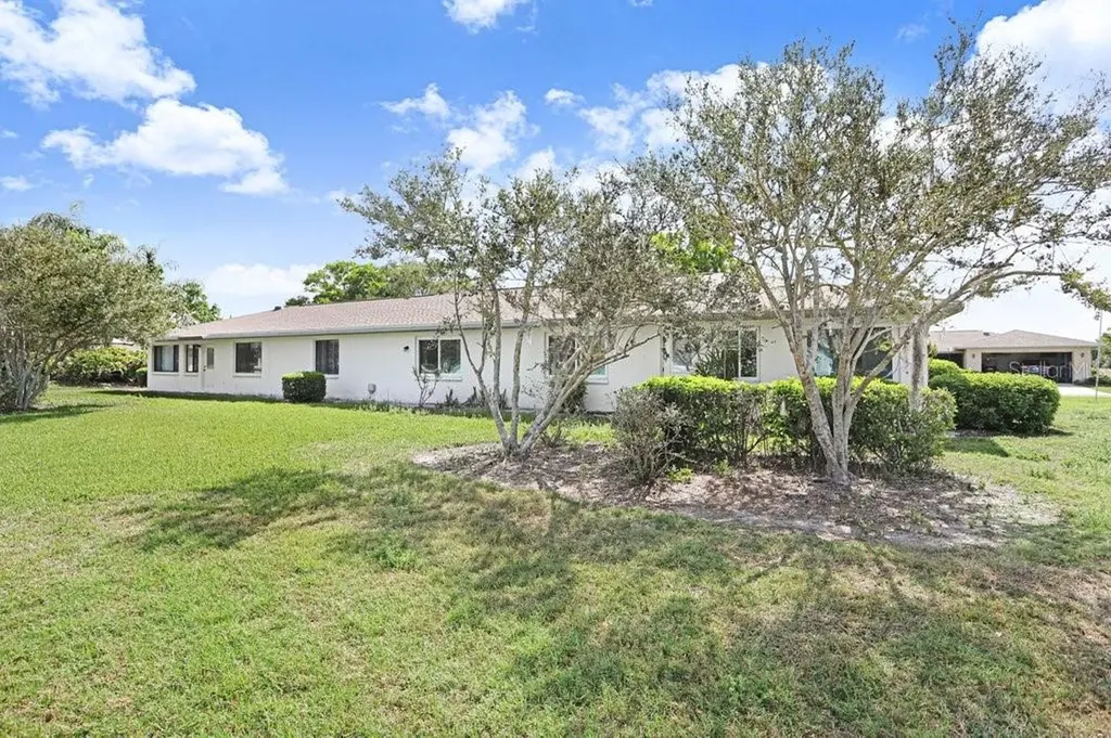 2306 Lancaster Drive Sun City Center FL 33573