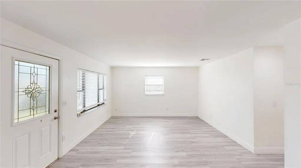 4900 Elese Street Orlando FL 32811