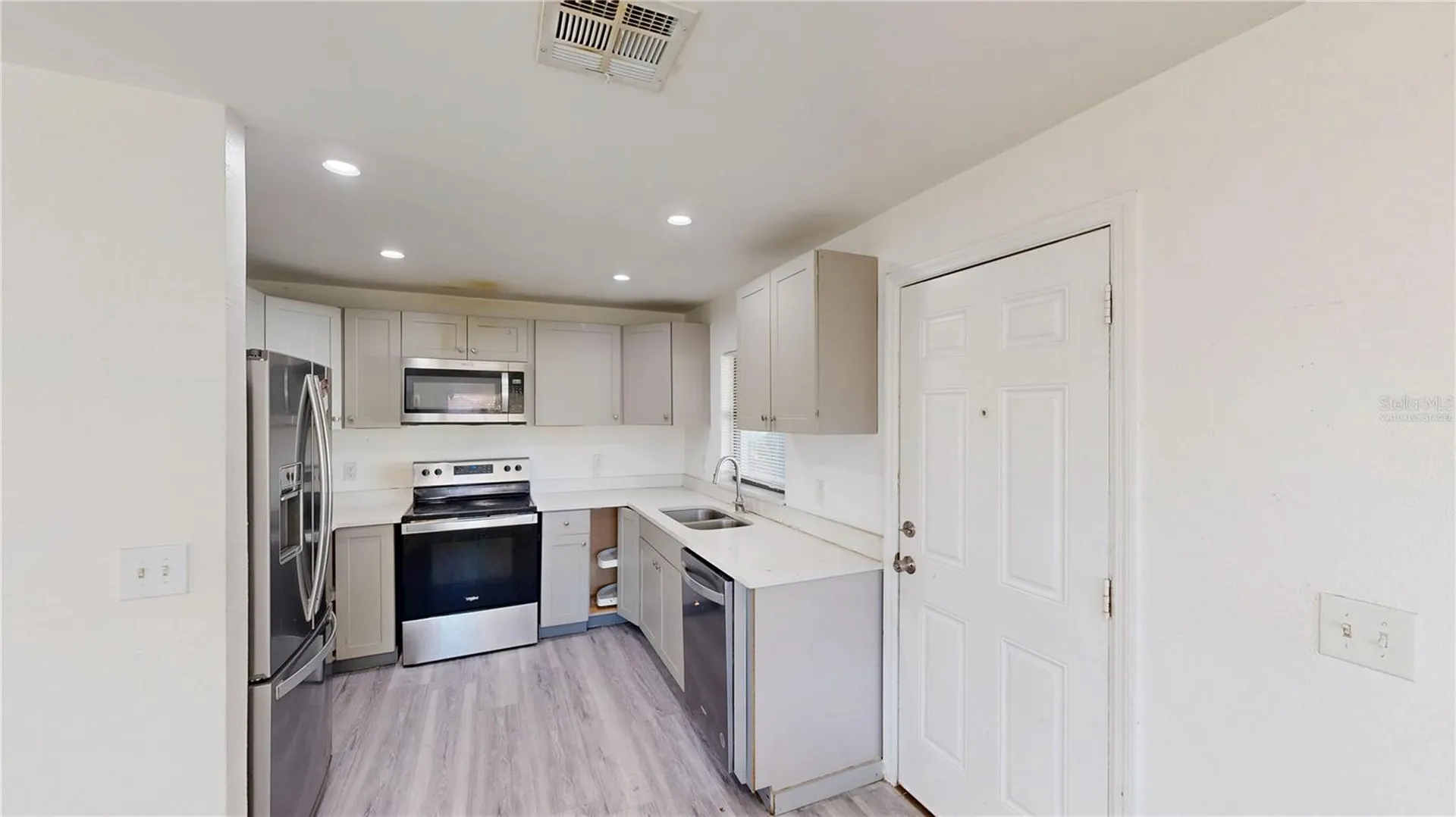 4900 Elese Street Orlando FL 32811