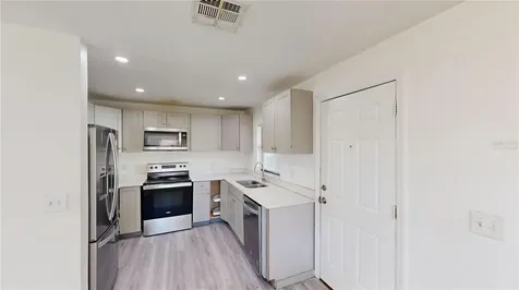 4900 Elese Street Orlando FL 32811