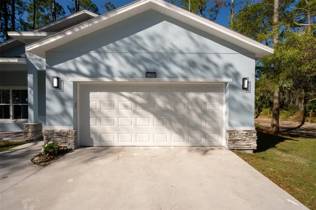 2390 9th Avenue Deland FL 32724