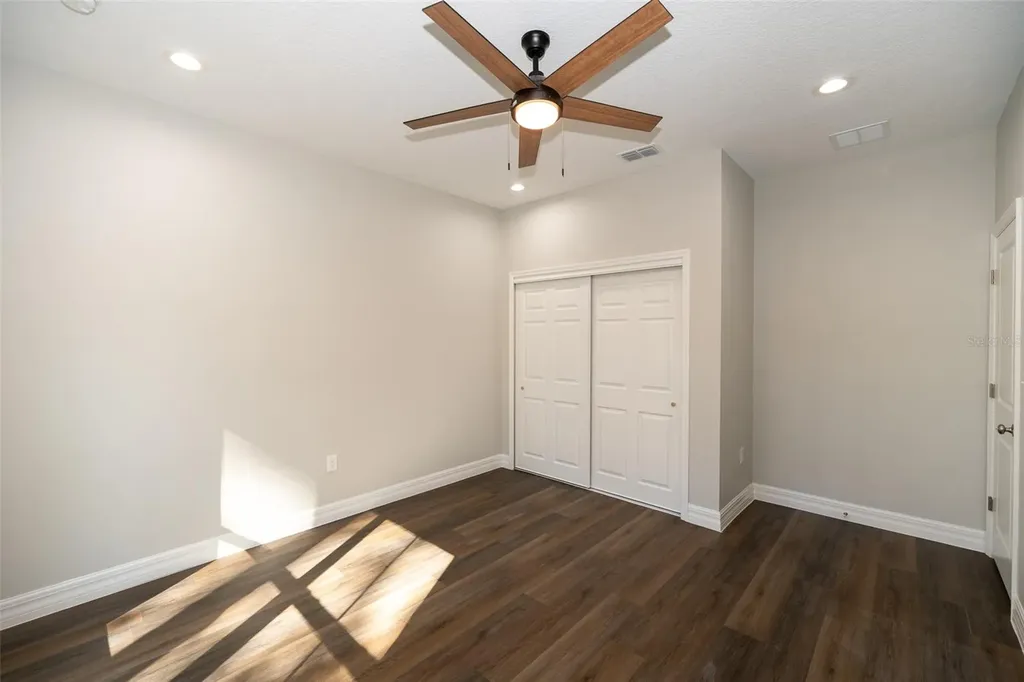 2390 9th Avenue Deland FL 32724