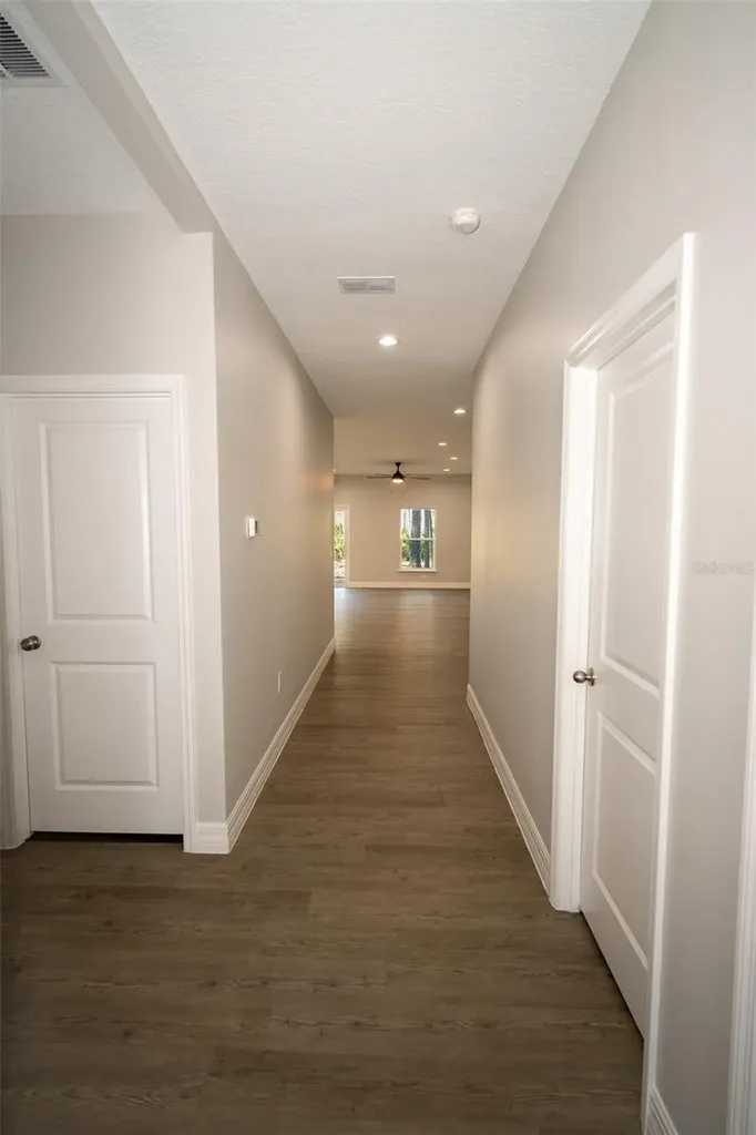 2390 9th Avenue Deland FL 32724