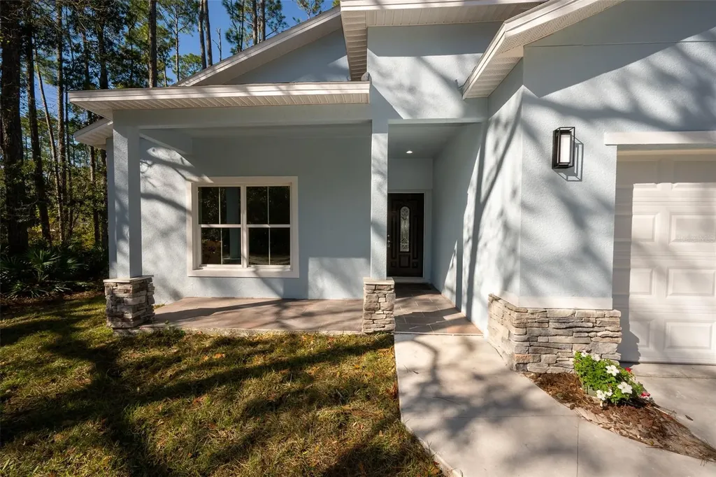 2390 9th Avenue Deland FL 32724
