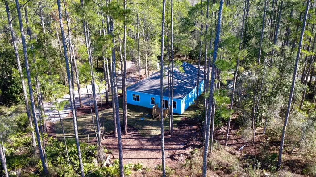 2390 9th Avenue Deland FL 32724