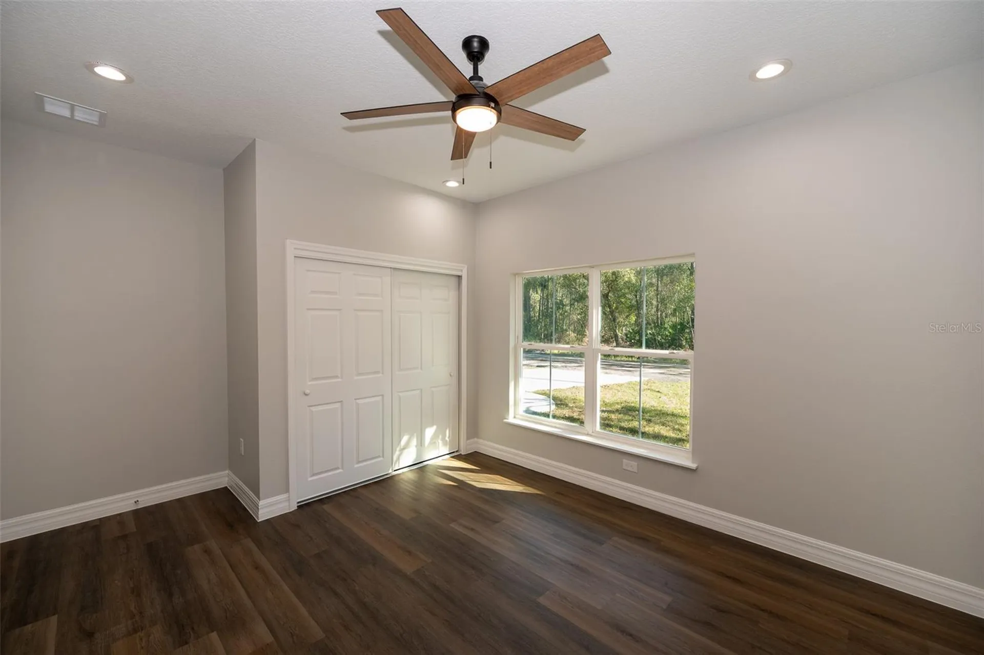 2390 9th Avenue Deland FL 32724