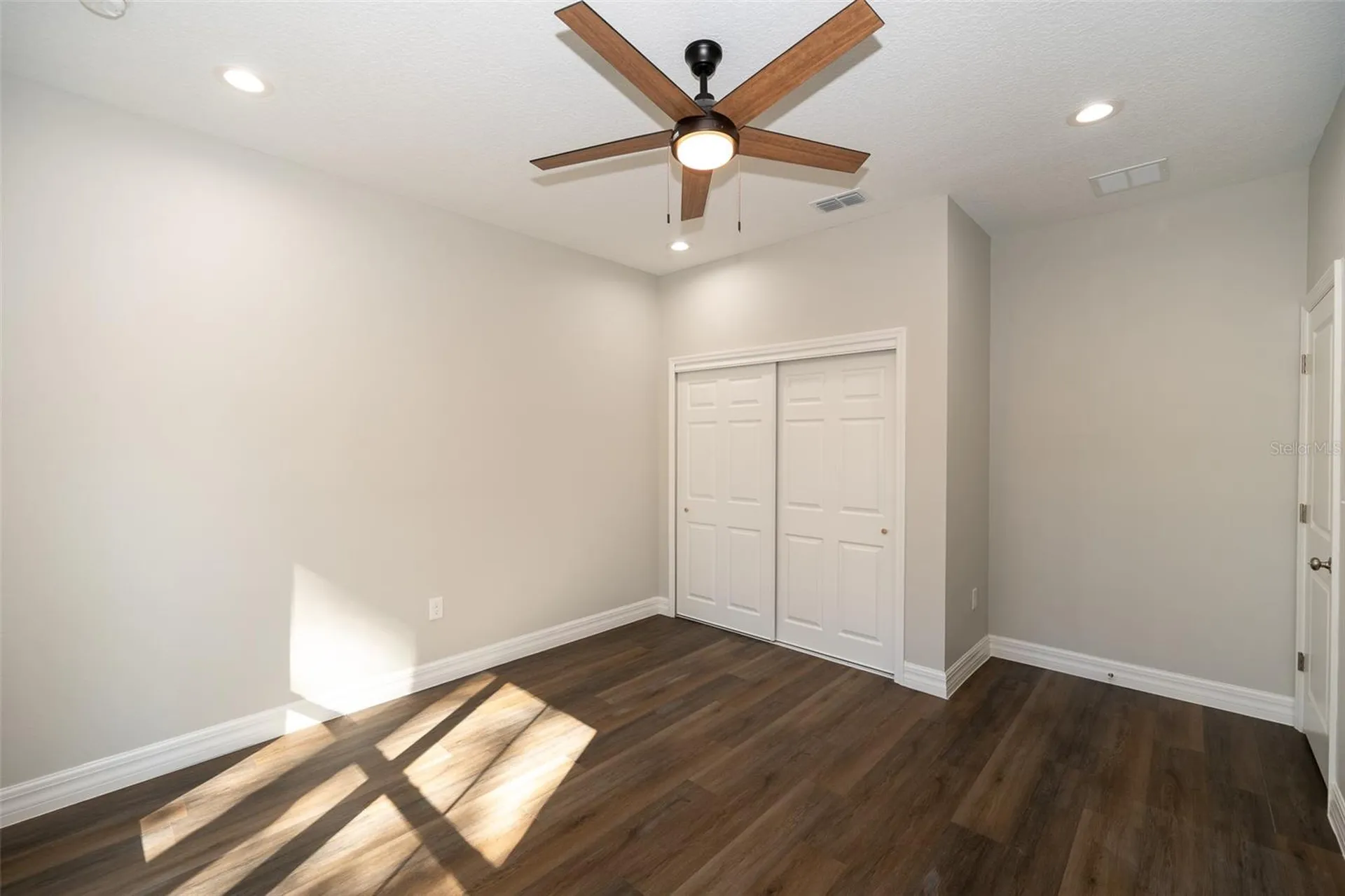 2390 9th Avenue Deland FL 32724