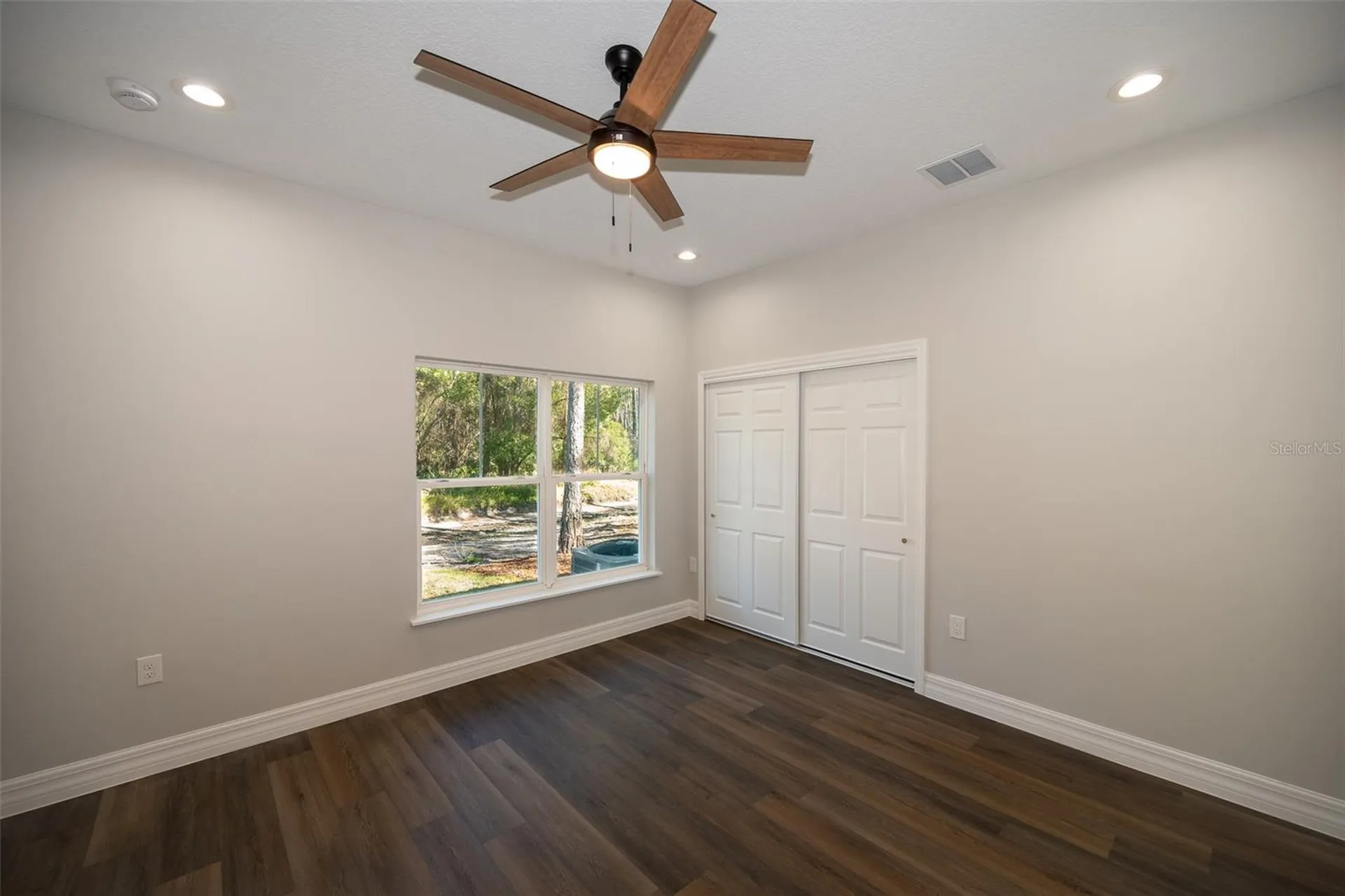 2390 9th Avenue Deland FL 32724