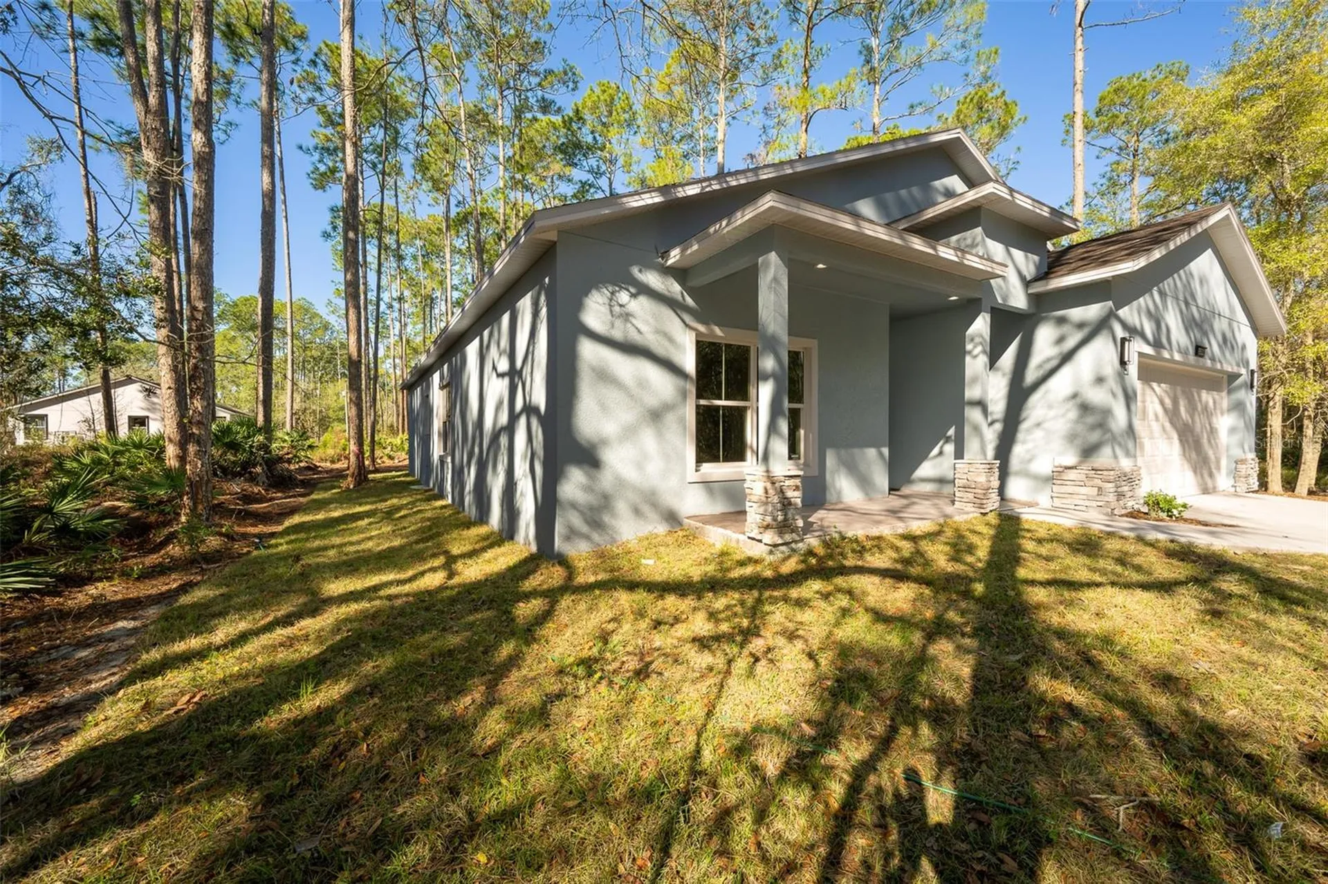 2390 9th Avenue Deland FL 32724