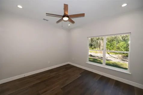2390 9th Avenue Deland FL 32724