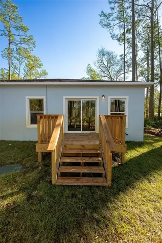 2390 9th Avenue Deland FL 32724