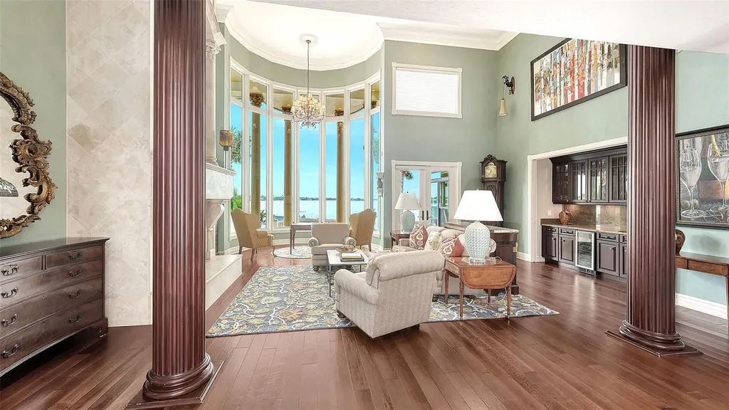1240 Hillview Drive Sarasota FL 34239