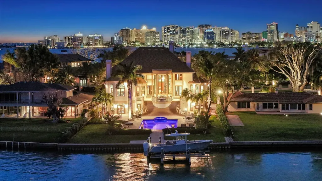 1240 Hillview Drive Sarasota FL 34239