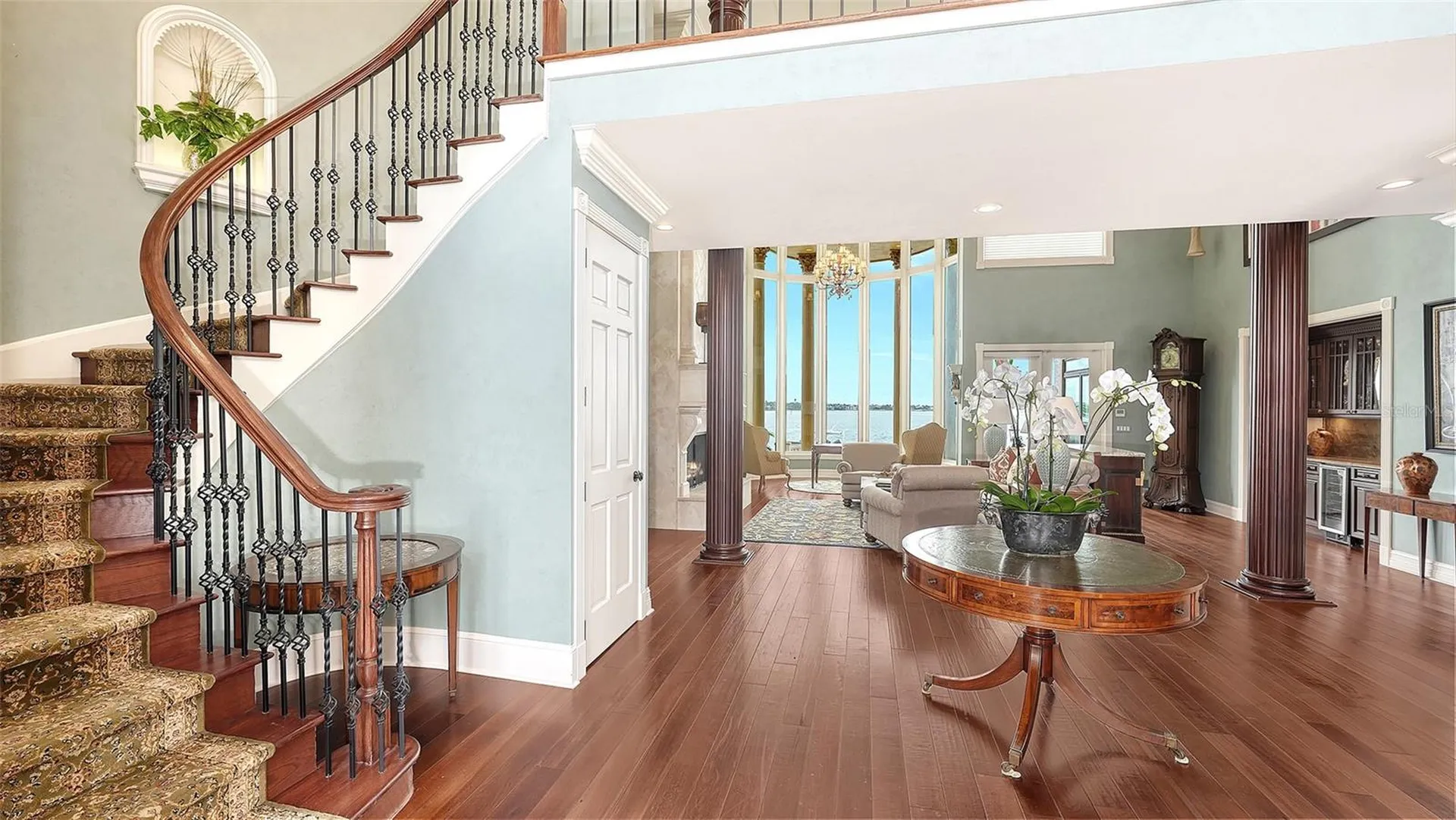 1240 Hillview Drive Sarasota FL 34239