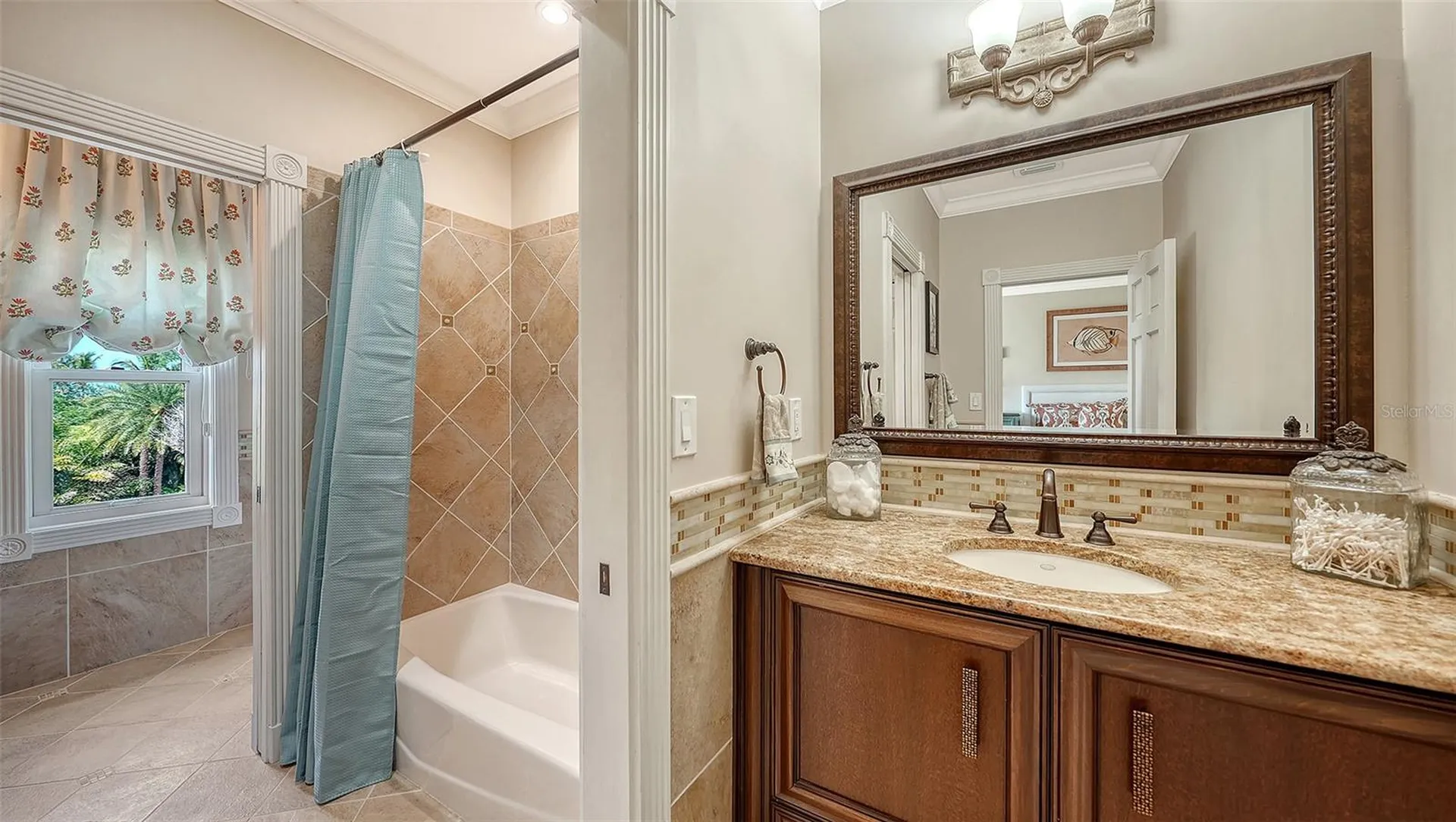 1240 Hillview Drive Sarasota FL 34239