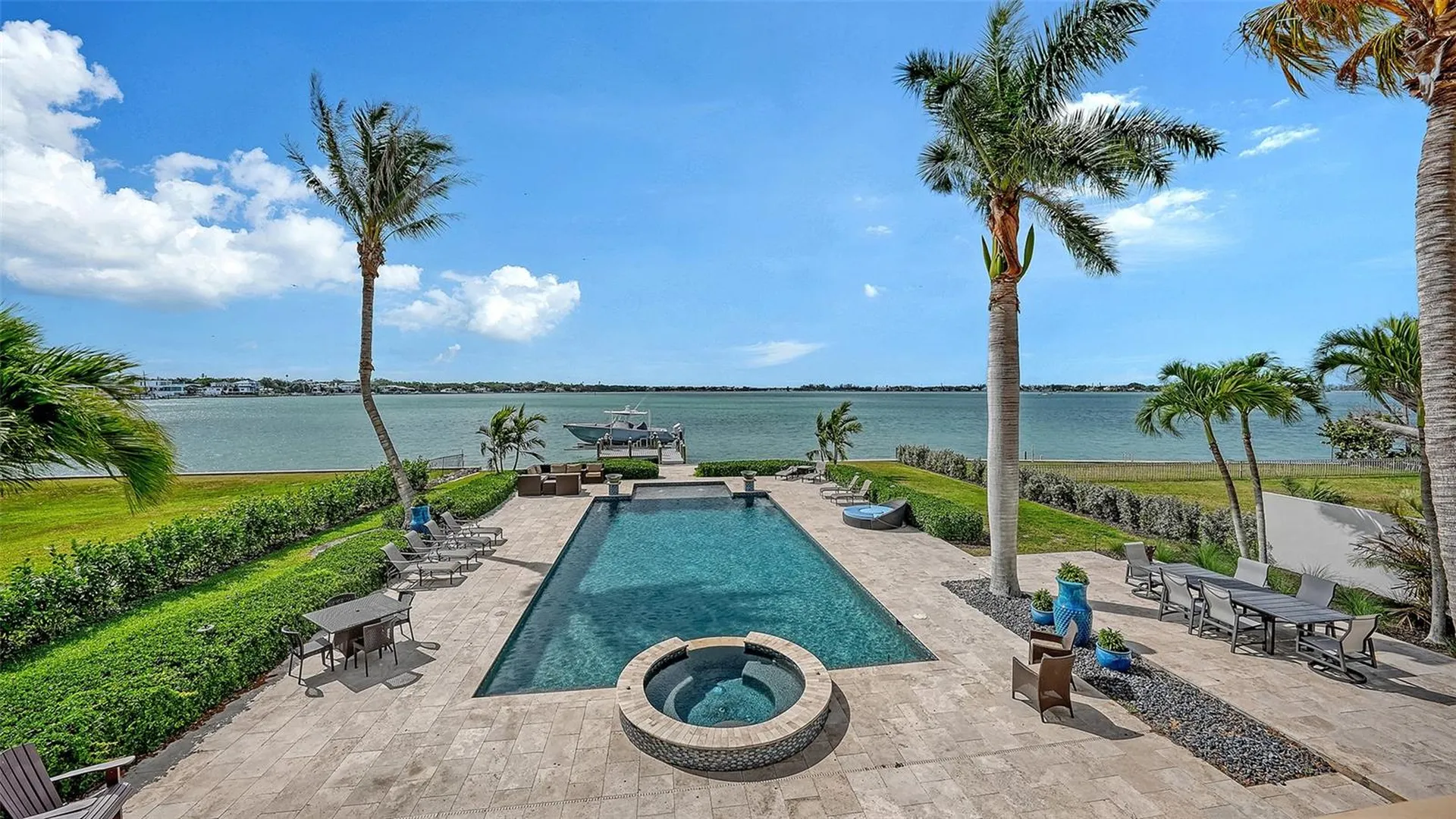 1240 Hillview Drive Sarasota FL 34239
