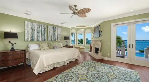1240 Hillview Drive Sarasota FL 34239