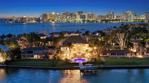 1240 Hillview Drive Sarasota FL 34239