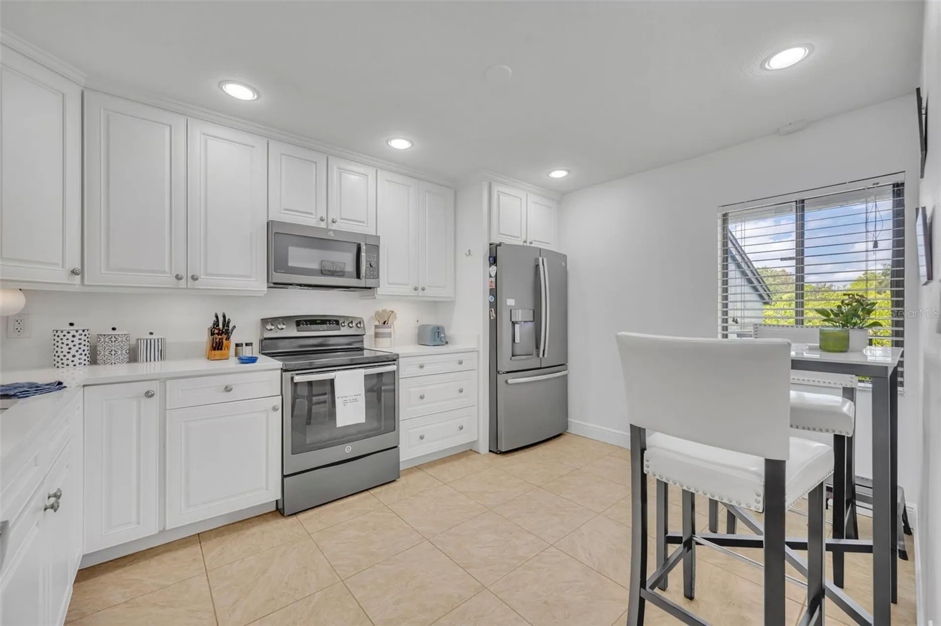 3 Escondido Circle Altamonte Springs FL 32701