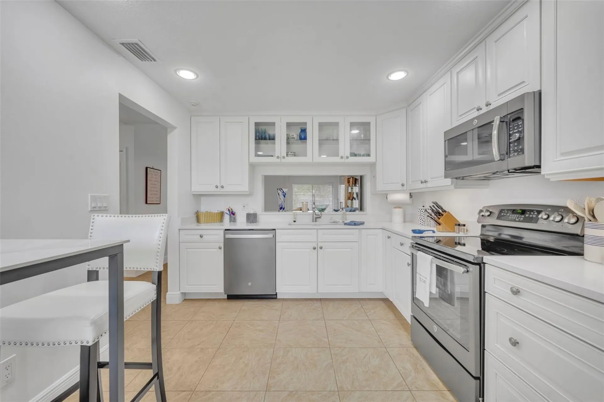 3 Escondido Circle Altamonte Springs FL 32701