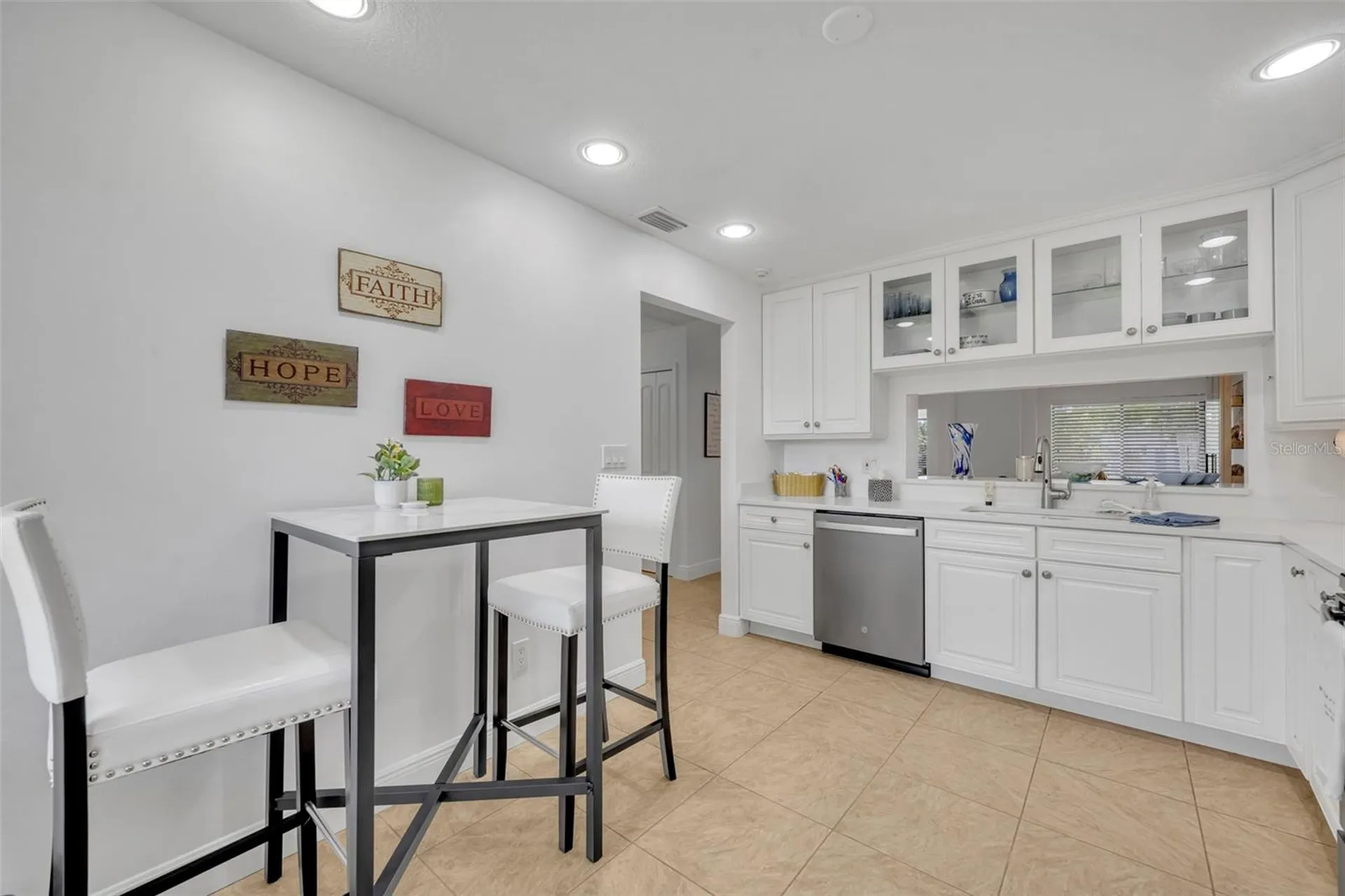 3 Escondido Circle Altamonte Springs FL 32701