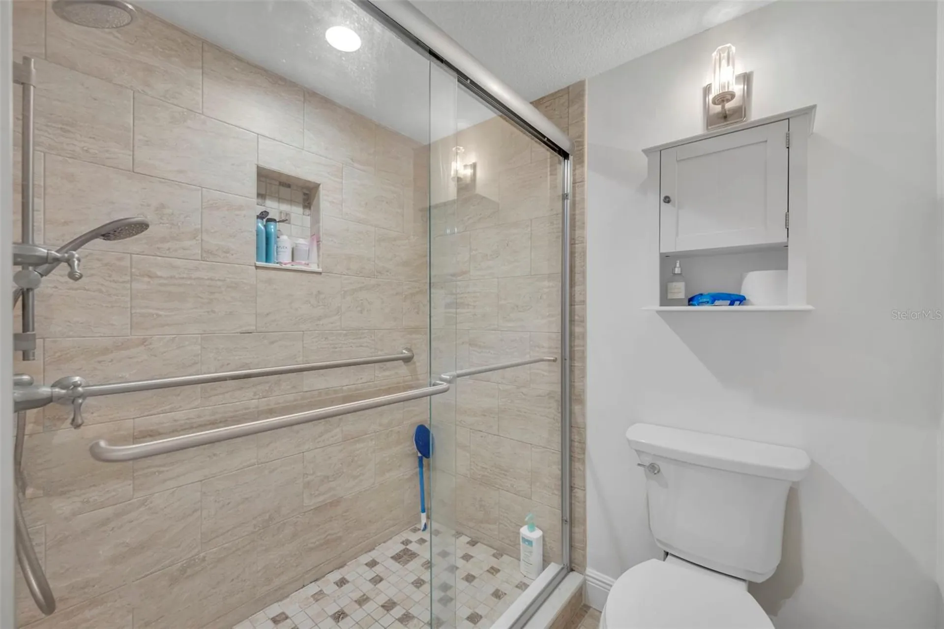 3 Escondido Circle Altamonte Springs FL 32701